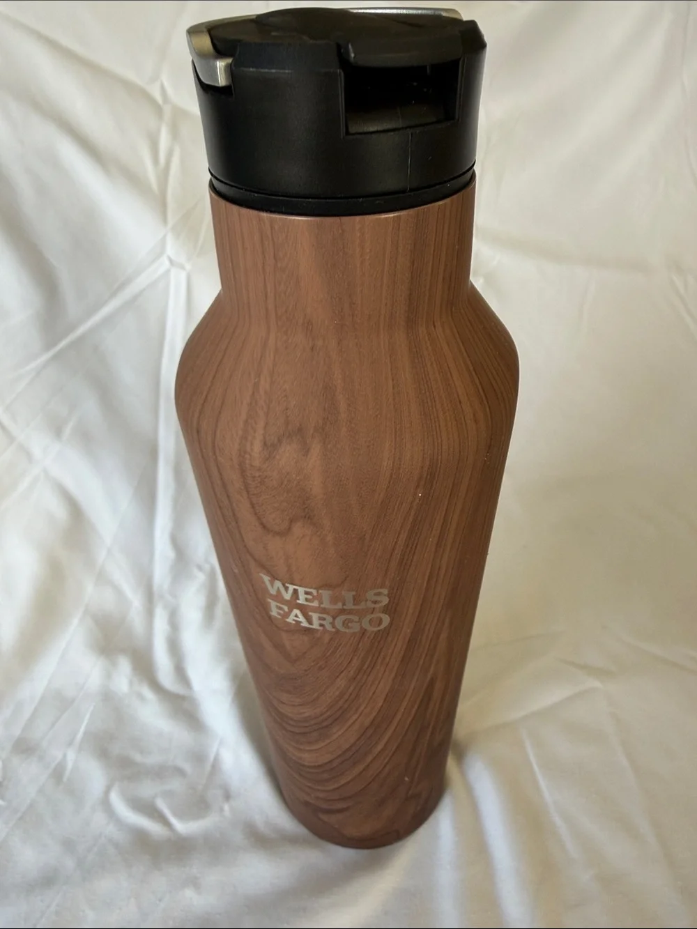 Corkcicle image shows
